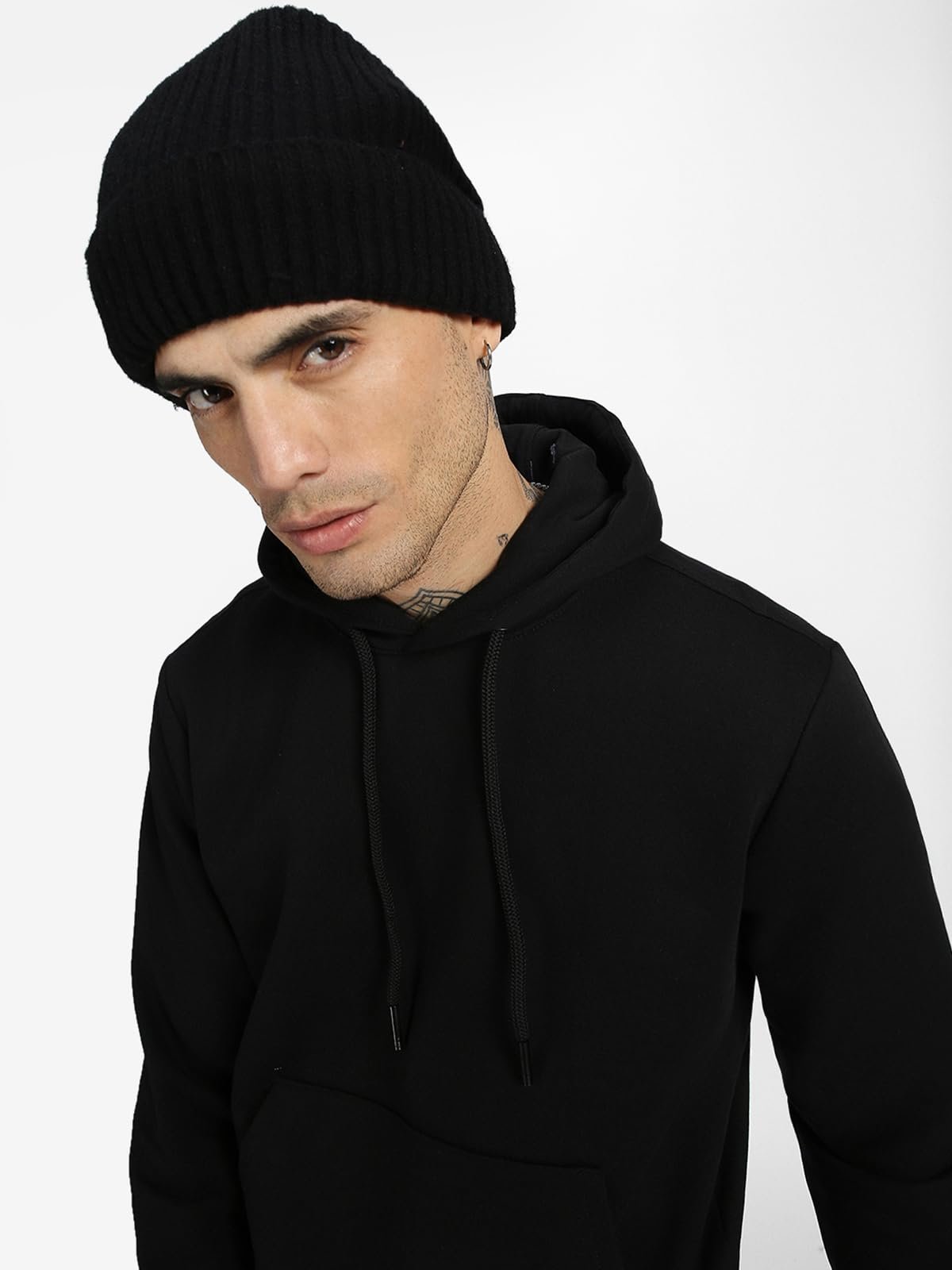 Veirdo Men’s Black Cotton-Poly Fleece Hoodie – 280 GSM, Regular Fit, Solid Sweatshirt - Image 2